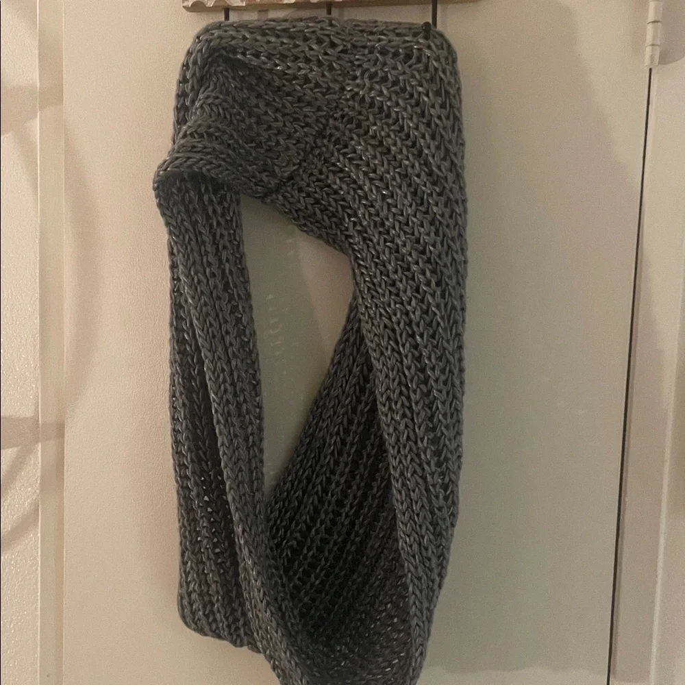 Gray Chunky Knit Infinity Scarf Oversized Cozy Winter Loop Scarf